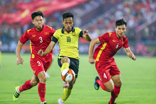 Về Bờ TV – Review trang bóng đá trực tiếp số 1 Việt Nam